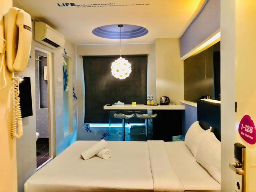 Hotel Zamburger Bliss Johor Bahru Ngoại thất bức ảnh