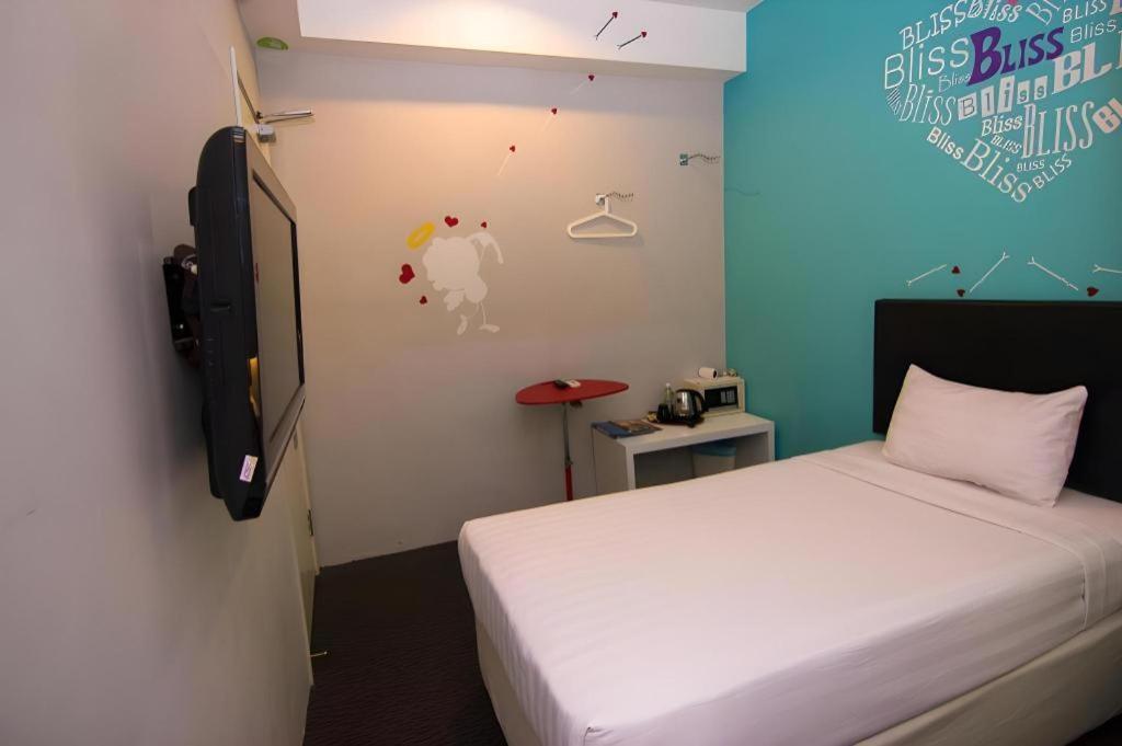 Hotel Zamburger Bliss Johor Bahru Ngoại thất bức ảnh