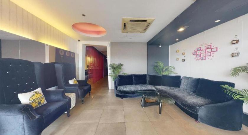 Hotel Zamburger Bliss Johor Bahru Ngoại thất bức ảnh